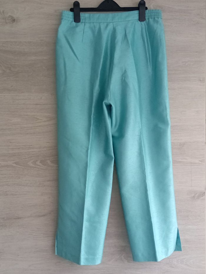 Tailleur - photo numéro 3