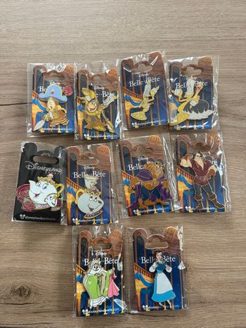 Pins La Belle et La Bête Disneyland Paris 