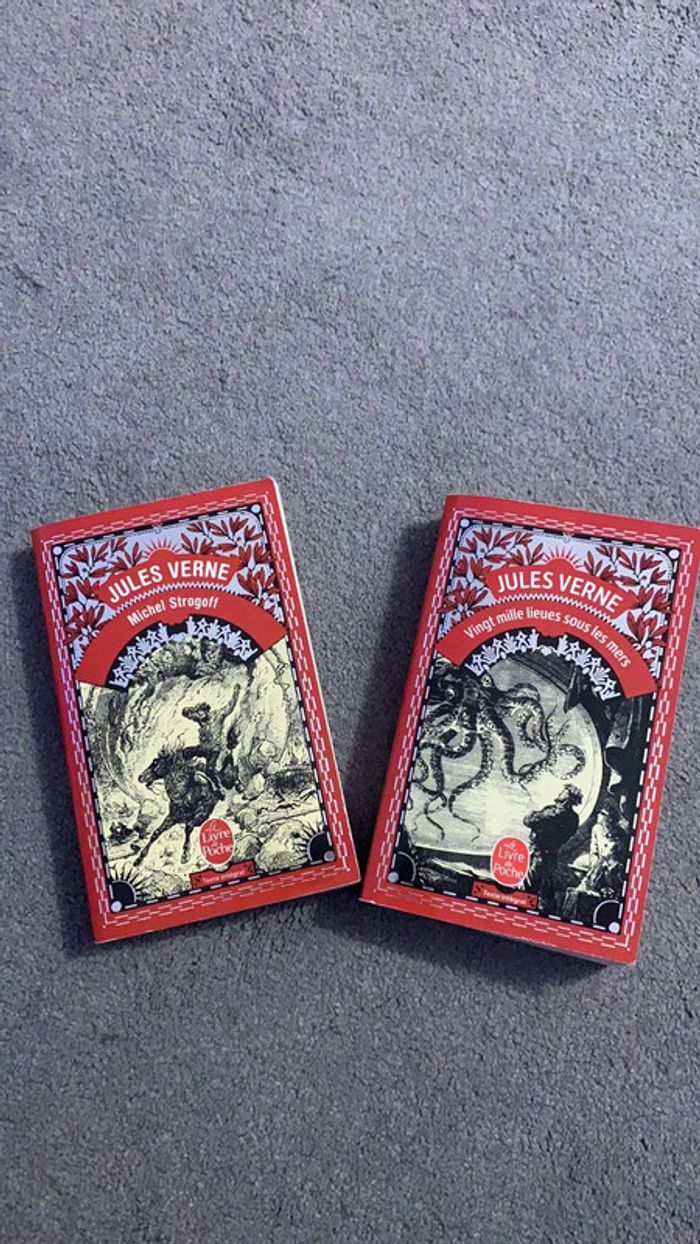 Lot de 2 livres Jules Verne