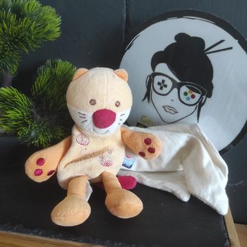 Doudou Chat Orange Mouchoir Sucre d Orge spirale blanc nez peluche