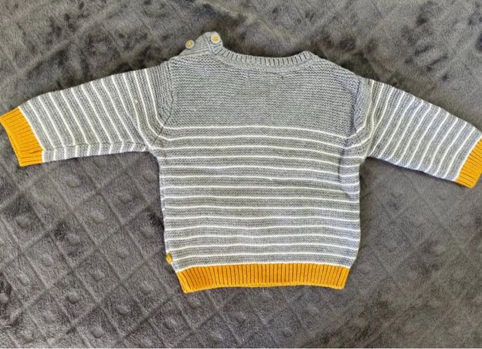 Pull manches longues bébé - photo numéro 2