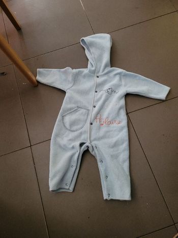 Pyjama à capuche polaire taille 9 mois