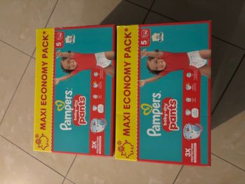 Lot de 2 cartons de couches Pampers Pants taille 5