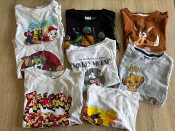 Lot de 8 t-shirt taille 6 ans