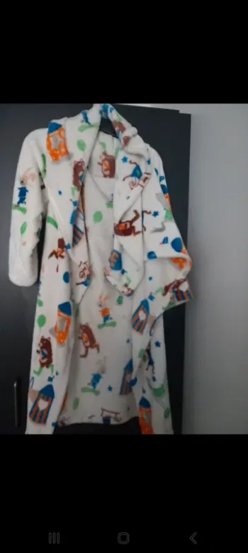 Plaid à manches enfant