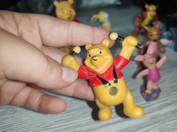 Anciennes figurines Winnie l'ourson - photo numéro 4