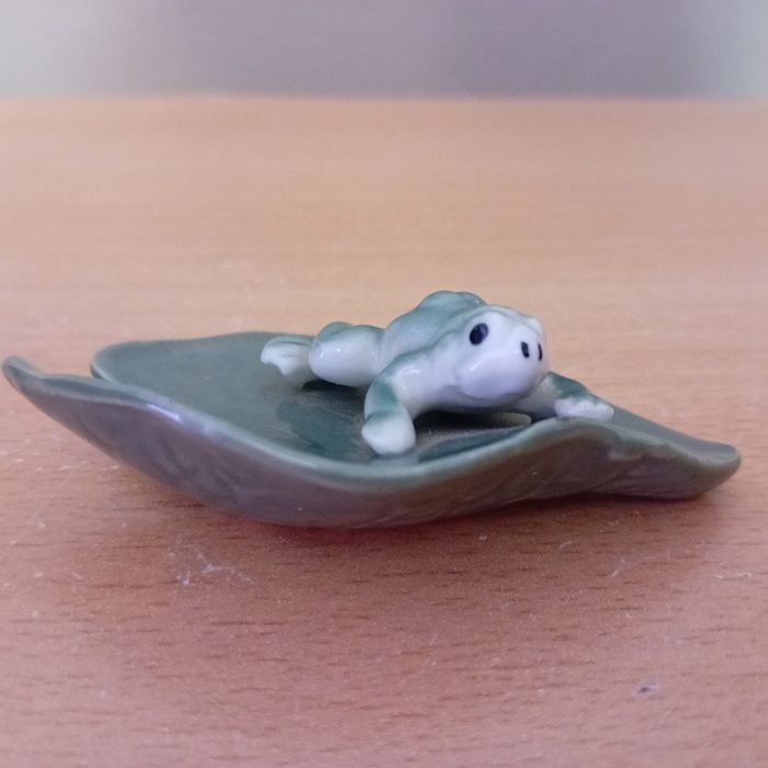 Figurines grenouilles - photo numéro 6