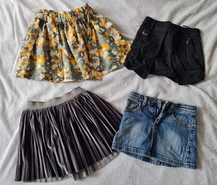 Lot vêtements enfant 4 ans - photo numéro 5