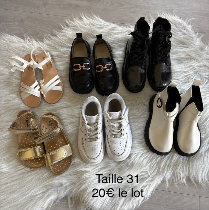 Lot de chaussures fille pointure 31