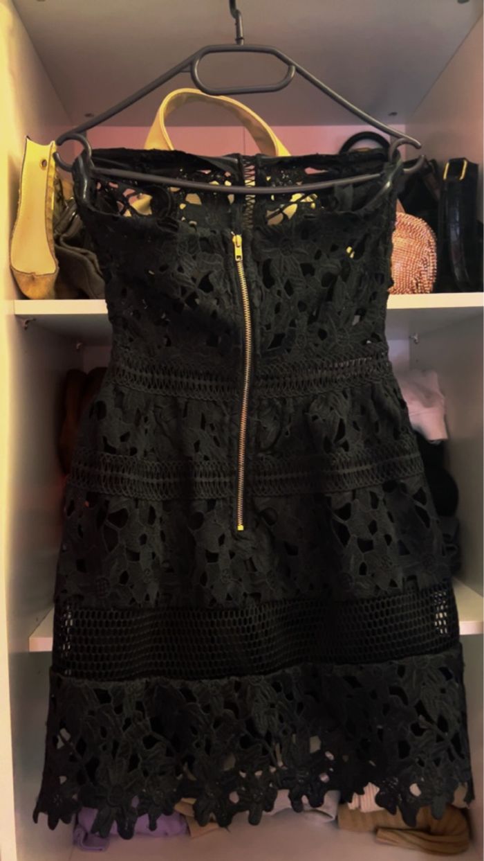 Robe noir - photo numéro 2