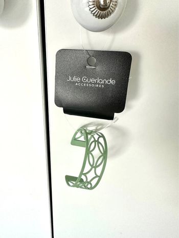 Bracelet manchette neuf étiqueté