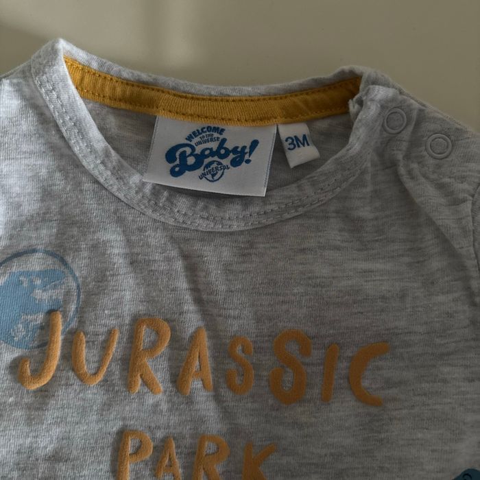 TEE shirt jurassic Park - photo numéro 2
