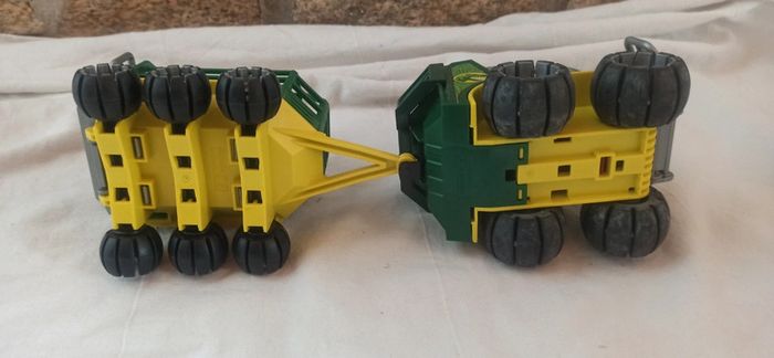 Véhicule chasseur braconnier de dinosaure avec remorque cage playmobil - photo numéro 9