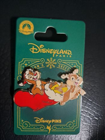 Pin's disney Tic et Tac Noel