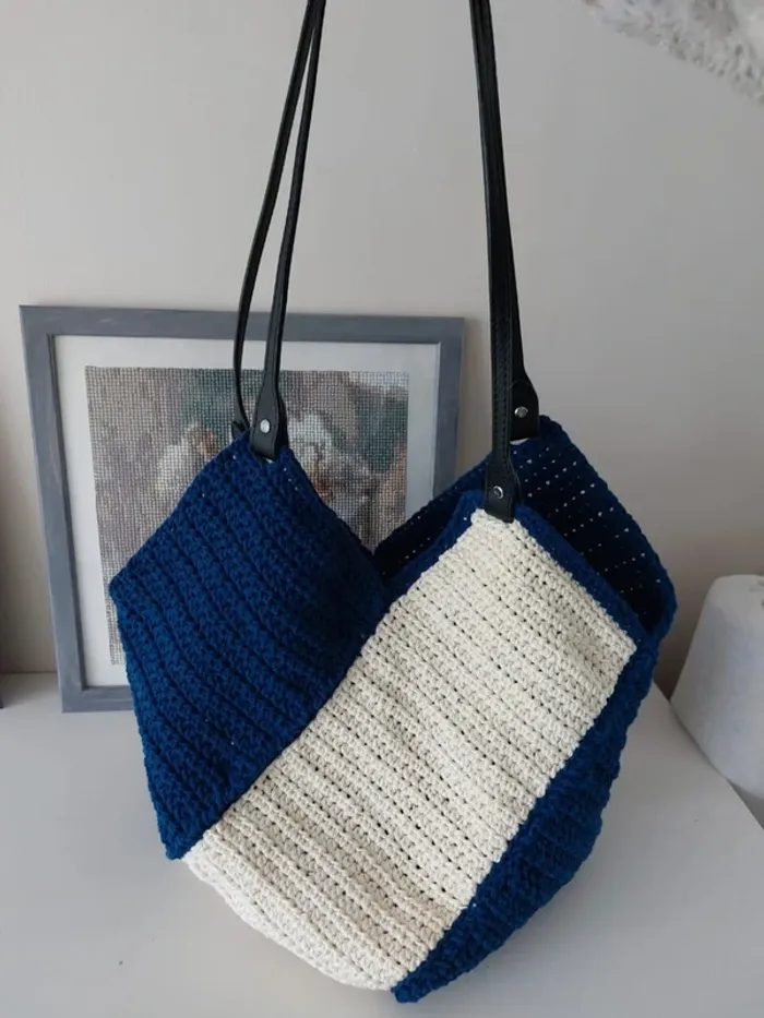 Très jolie sac coton au crochet