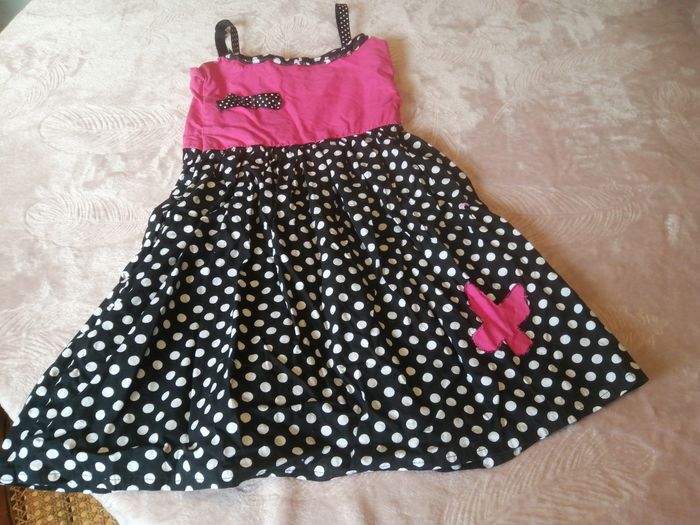 Très jolie robe a point