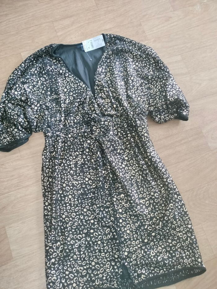 Robe chic
