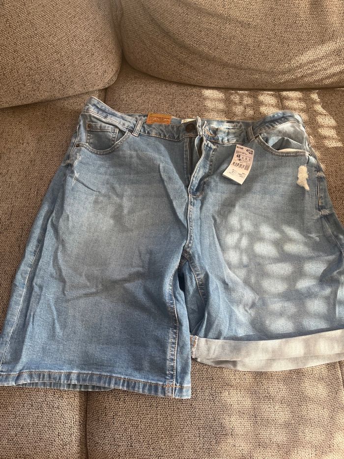 Short neuf - photo numéro 1