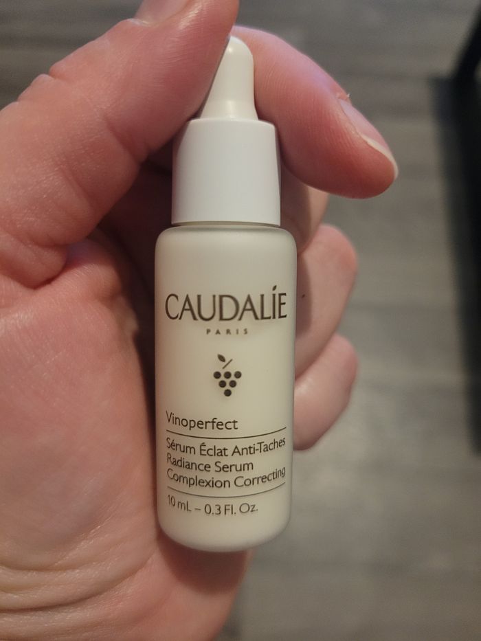 Sérum éclat anti-age visage Caudalie💕
