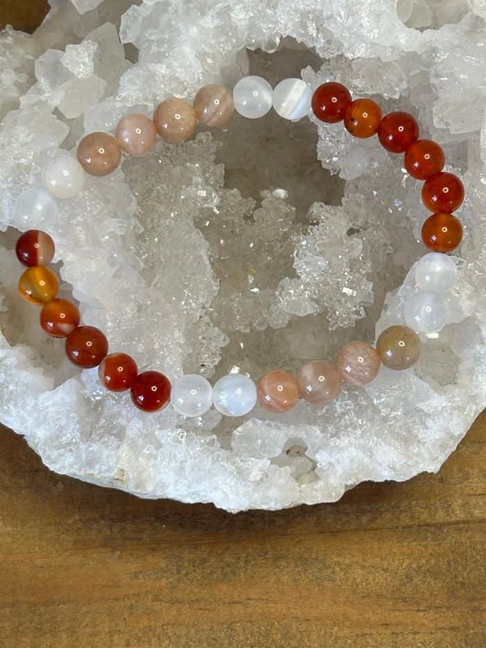 Bracelet en Cornaline, Pierre de Soleil & Sélénite – Énergie, Lumière et Harmonie - photo numéro 8