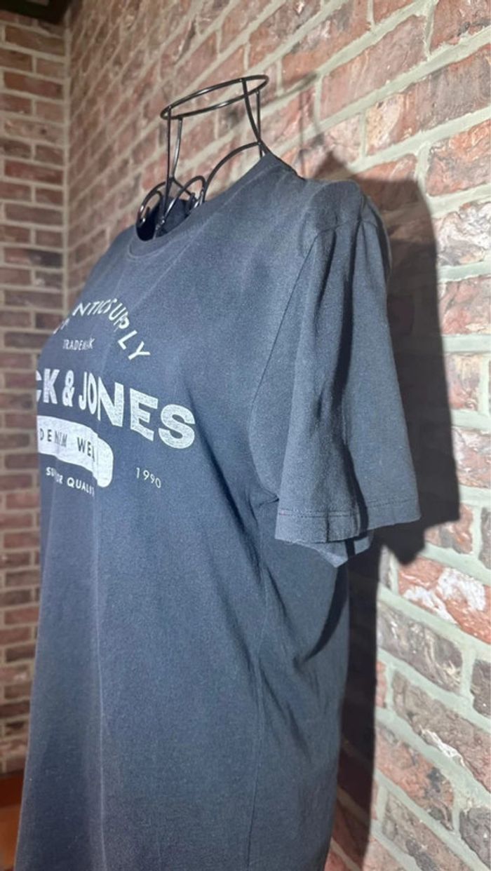 T-shirt noir Jack and Jones Taille S / 36 - photo numéro 8