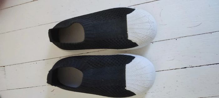 Lot de chaussures neuves - photo numéro 2