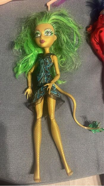 Poupée Monster High – Jinafire Long Scaris City of Frights