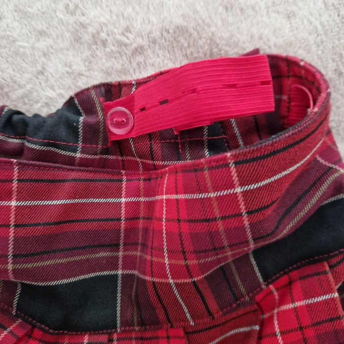 Jupe plissée H&M, Taille 8/9 ans - photo numéro 3