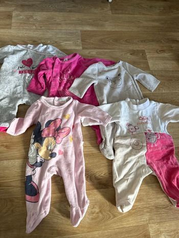 Lot 5 pyjamas bebe fille 1 mois 
