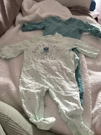 Lot de 2 pyjamas verbaudet 6 mois