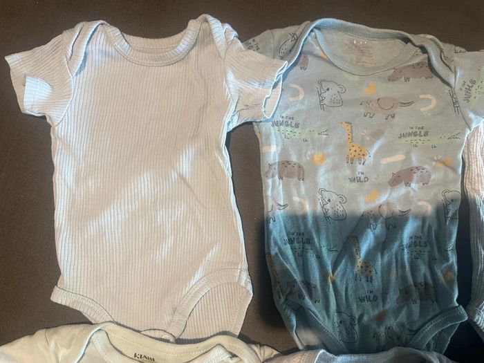 Lot de 10 bodies 3 mois été bébé garçon - photo numéro 6