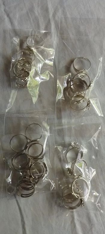 Lot de bagues argentées