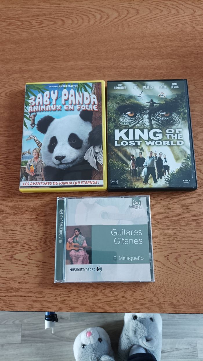 Lot de 2 Dvds Baby Panda  et King of the lost World + un CD