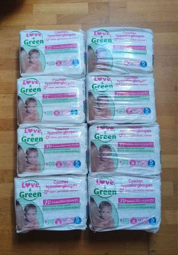 8 paquets couche taille 5 love And Green