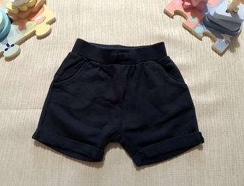 Short bébé bleu marine 6M NPO Baby très bon état confortable