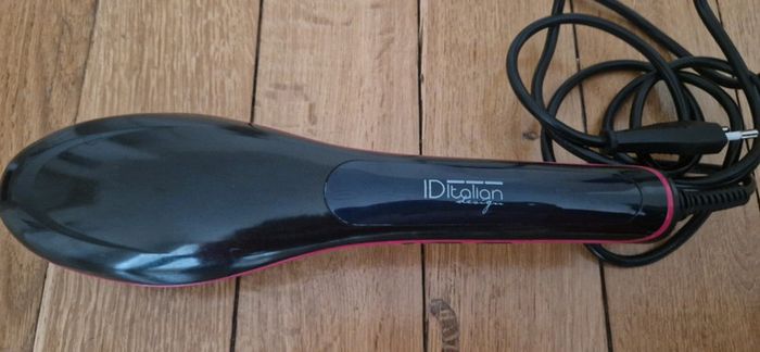 Brosse chauffantr lissante