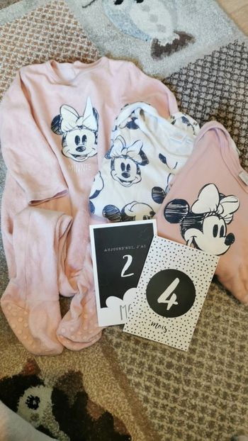 Lot 1 pyjama hiver+ 2bodies manches longues
