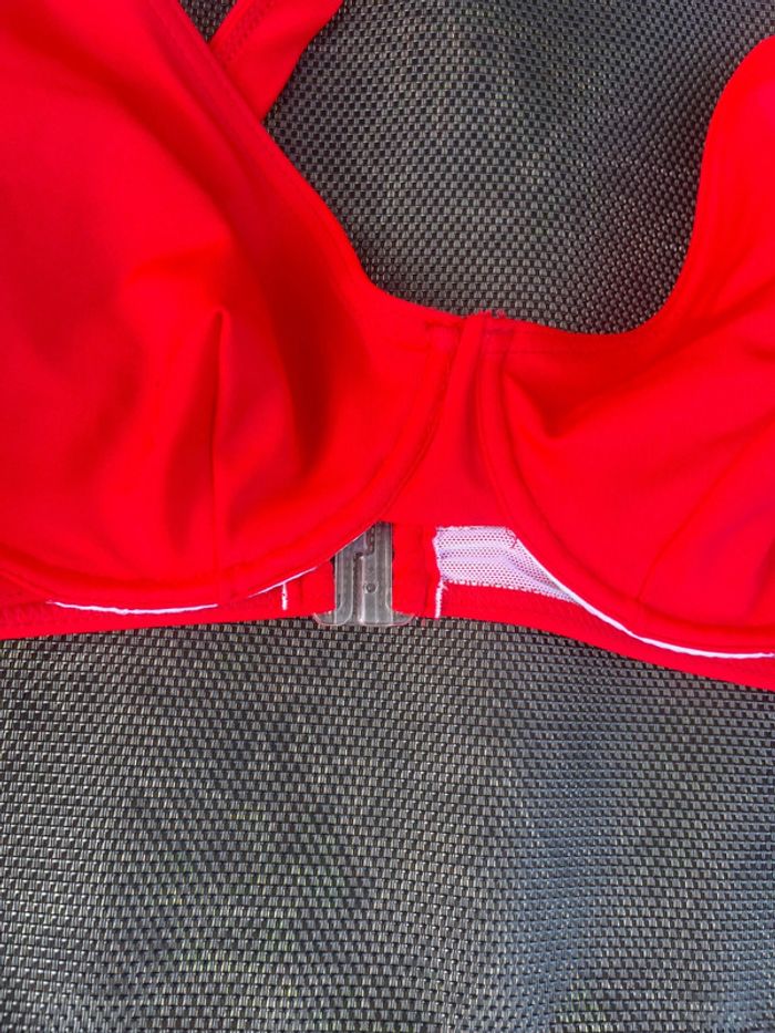 Haut de maillot de bain rouge taille S - photo numéro 2