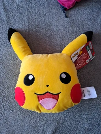 Coussin pikachu