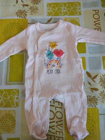 Pyjama leger 1 mois