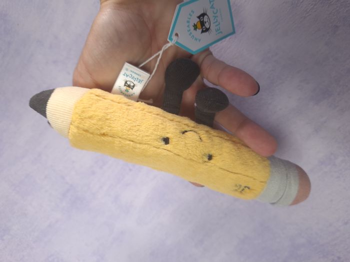 Peluche Jellycat crayon Amuseables Pencil A6PNC NWT - photo numéro 4