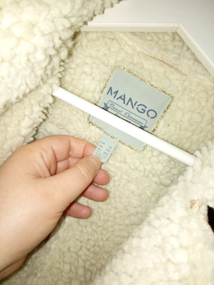Veste hiver beige suédine et style mouton à l'intérieur Mango taille XS - photo numéro 7