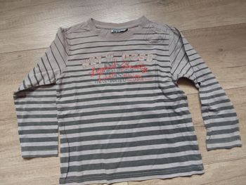 tee-shirt manche longue garçon taille 8ans