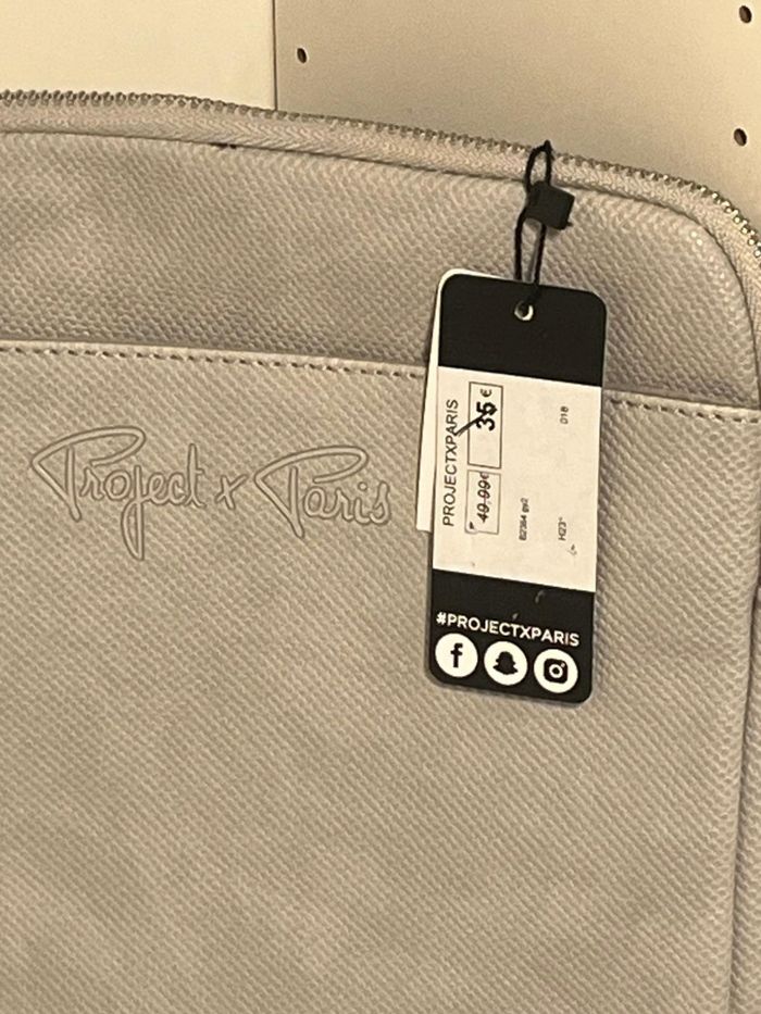 PROJECT X paris
Sacoche unie grise - photo numéro 5