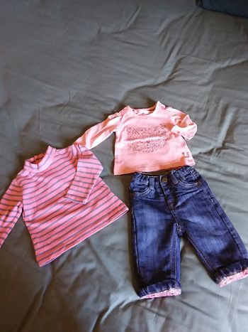 Pantalon et 2 tee-shirts bébé fille 3 à 6 mois
