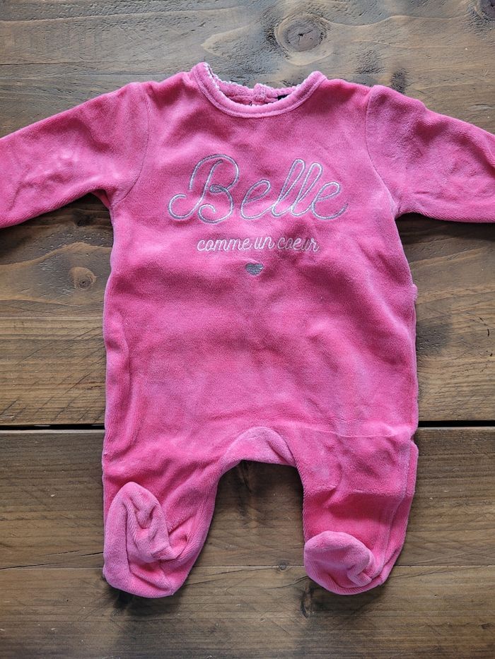 Lot pyjamas 1 mois fille