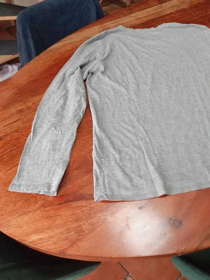 T-shirt manches longues - photo numéro 4