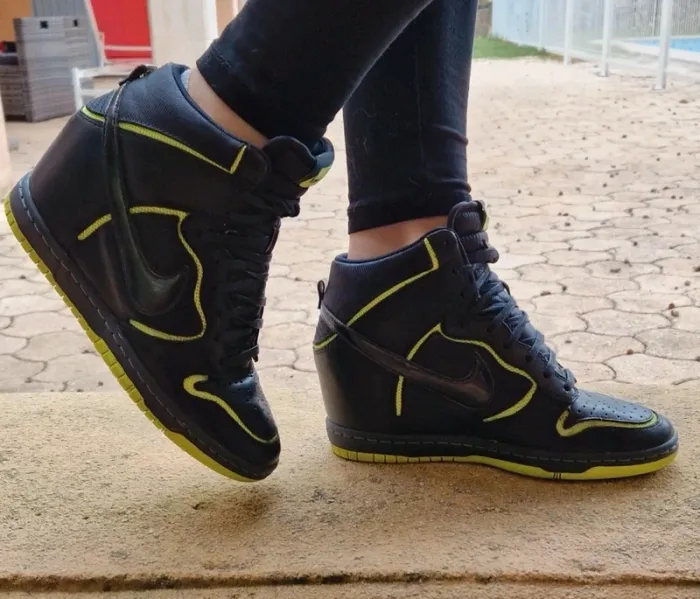 Baskets Nike dunk compensées noir et vert fluo