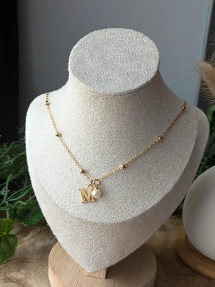Collier en acier inoxydable doré initiale - photo numéro 3