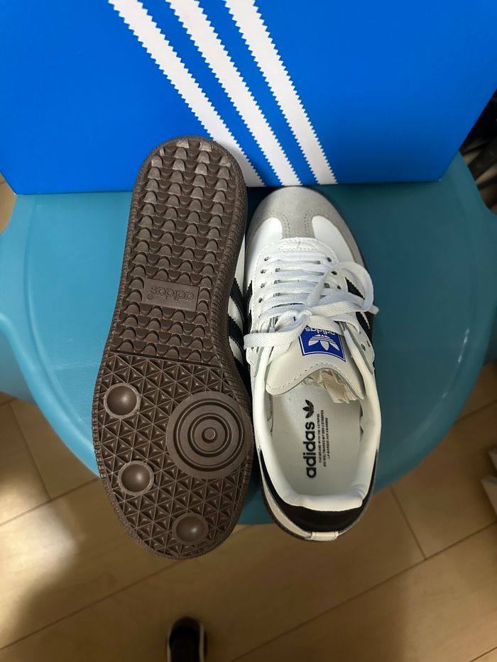 Baskets Adidas Samba 38 - photo numéro 3